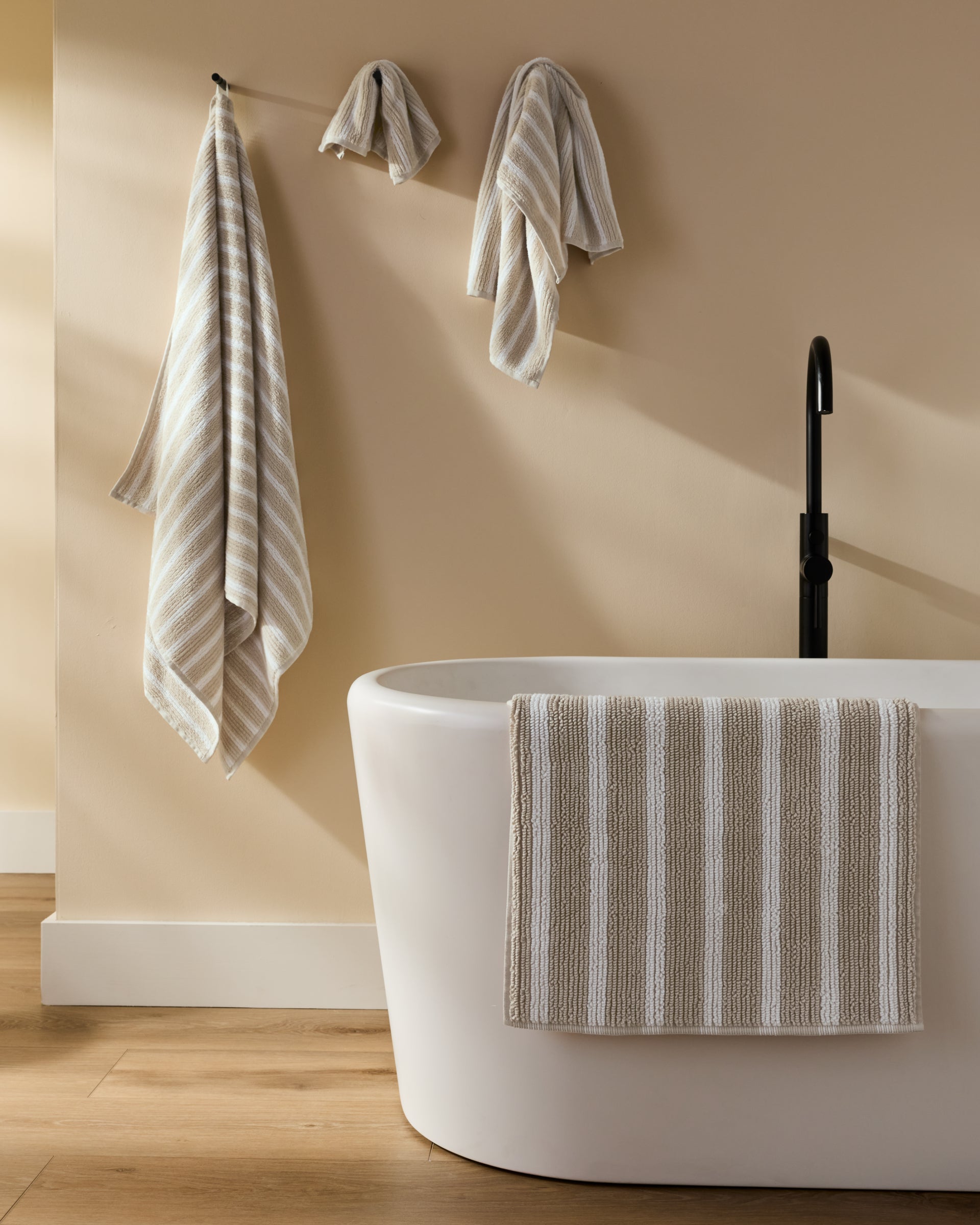 2+2 Organic Resort Stripe Bath Bundle